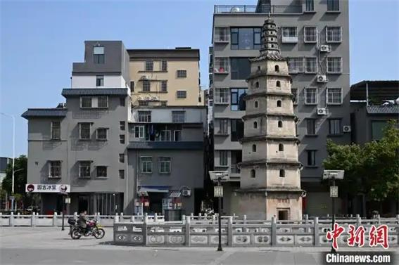 探訪廣東僑鄉汕頭騰輝塔